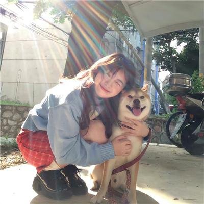 玛丽莲有深黑之眸